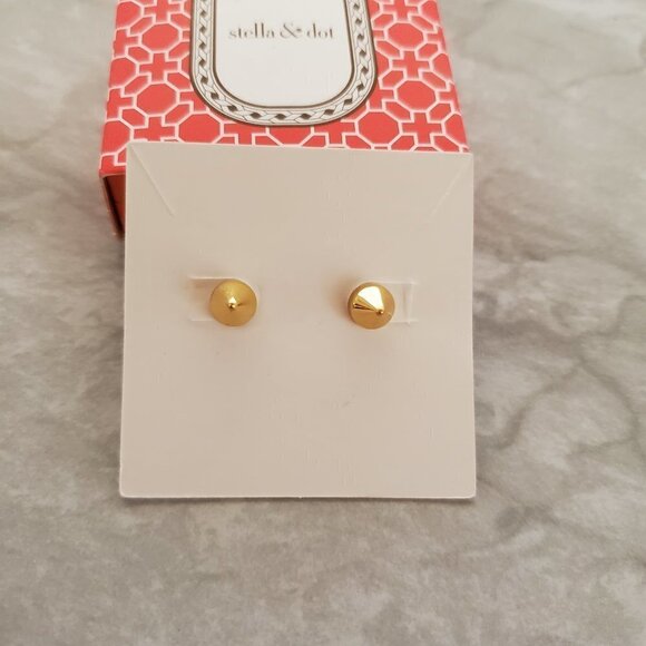 💕 NEW Stella & Dot Deja Vu Pearl Pyramid 2 in 1 Post Earrings 💕 - Picture 3 of 5